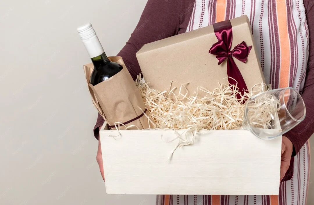 Executive Connoisseur Luxury Multi-Item Gift Hamper Set